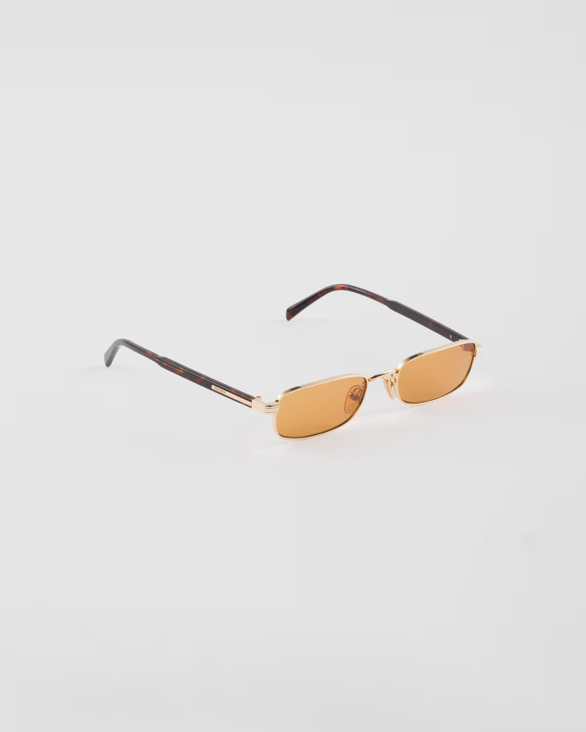LUNETTES DE SOLEIL AVEC PLAQUE EN MÉTAL ICONIQUE