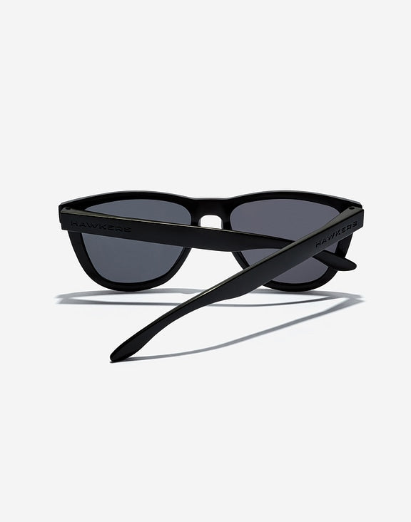 LUNETTES HAWKERS ONE RAW - BLACK DARK