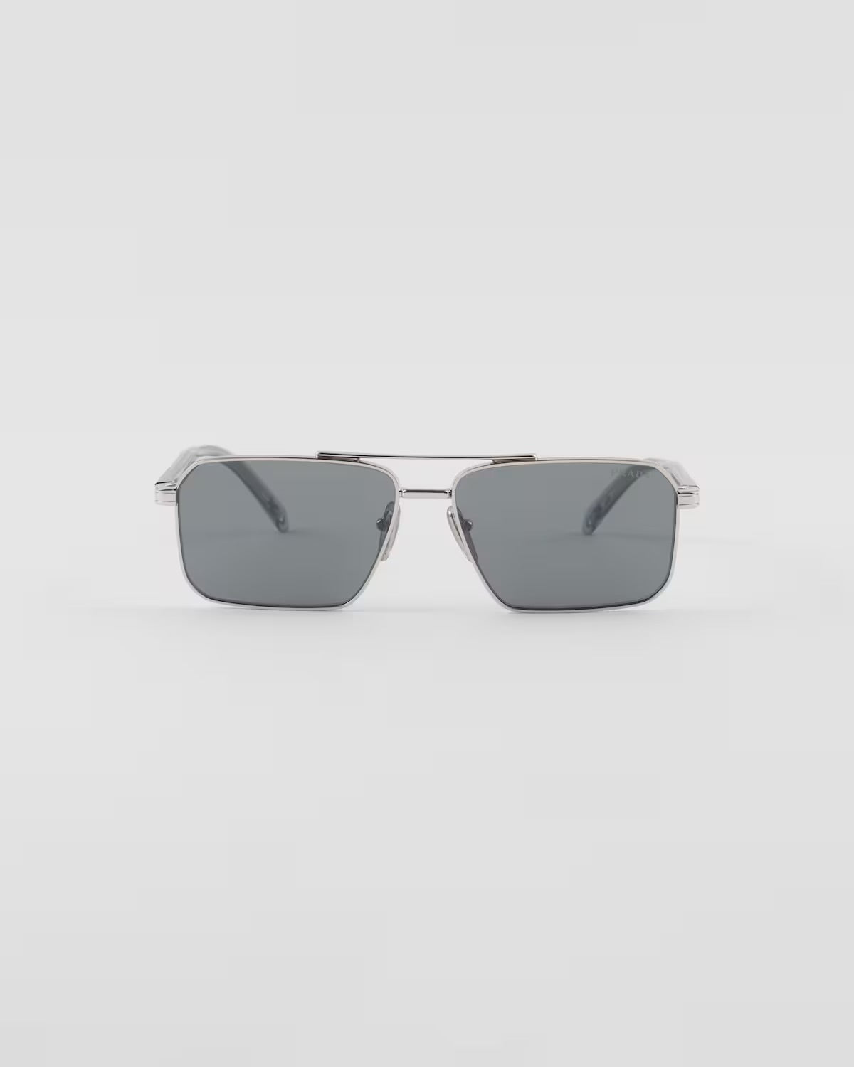 LUNETTES DE SOLEIL ORNÉE DU LOGO PRADA