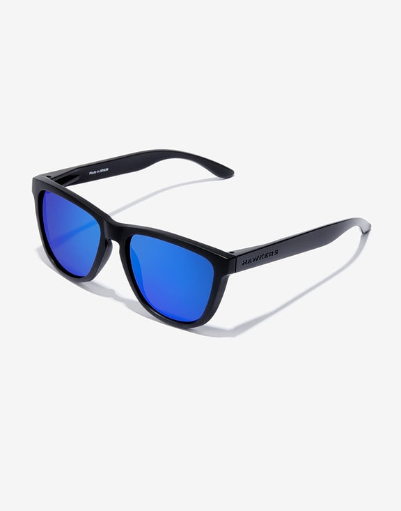 LUNETTES HAWKERS ONE RAW - POLARIZED BLACK SKY