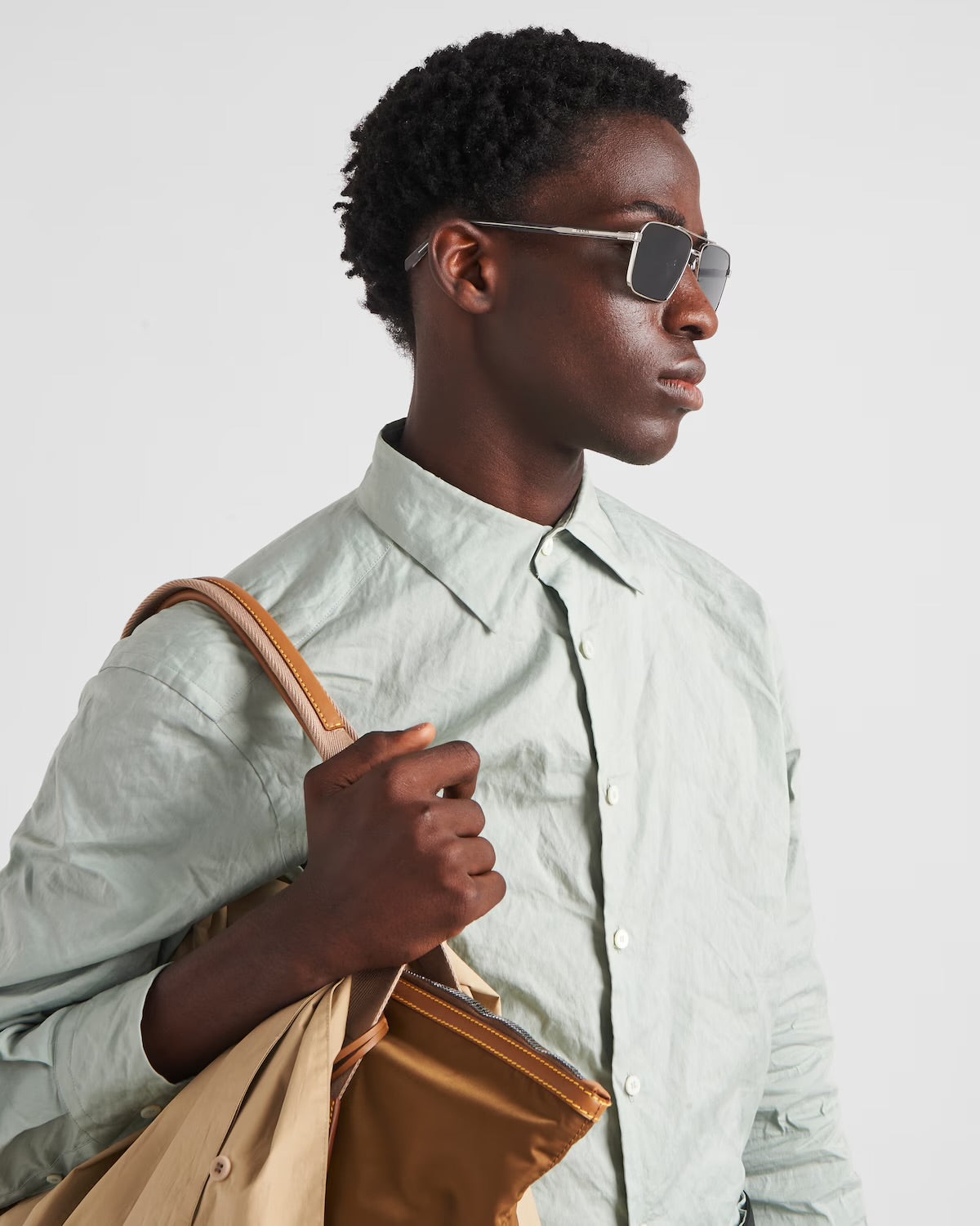 LUNETTES DE SOLEIL ORNÉE DU LOGO PRADA