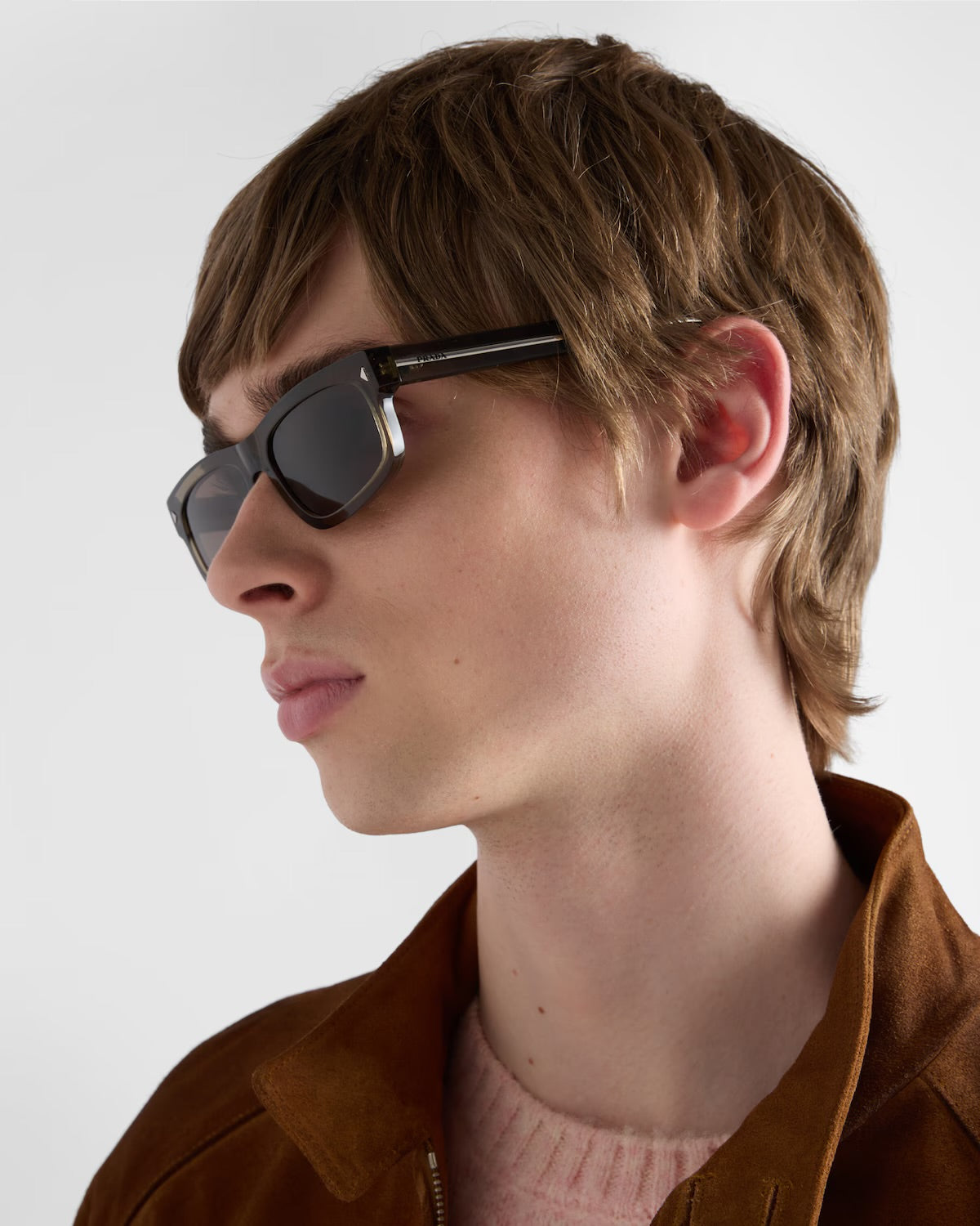 LUNETTES DE SOLEIL AVEC PLAQUE EN MÉTAL ICONIQUE