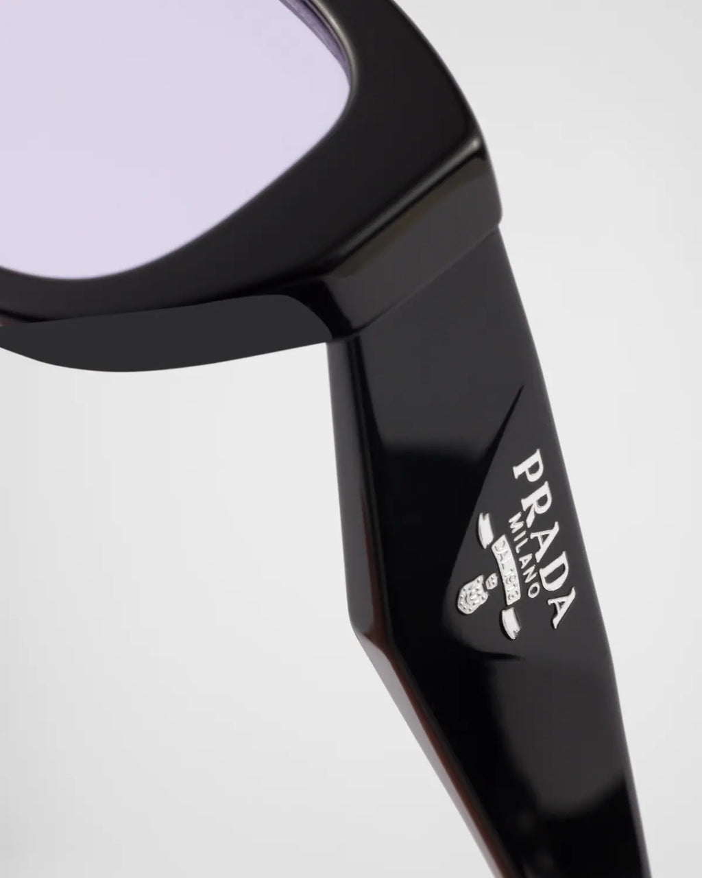 LUNETTES DE SOLEIL PRADA SYMBOLE 
VERRES LAVANDE